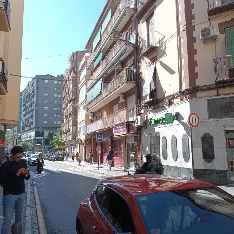 Piso En El Centro De Con Garaje Incluido Gratis Apartamento